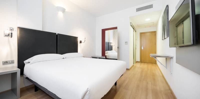 Habitación accesible Hotel ILUNION Aqua 3 Valencia
