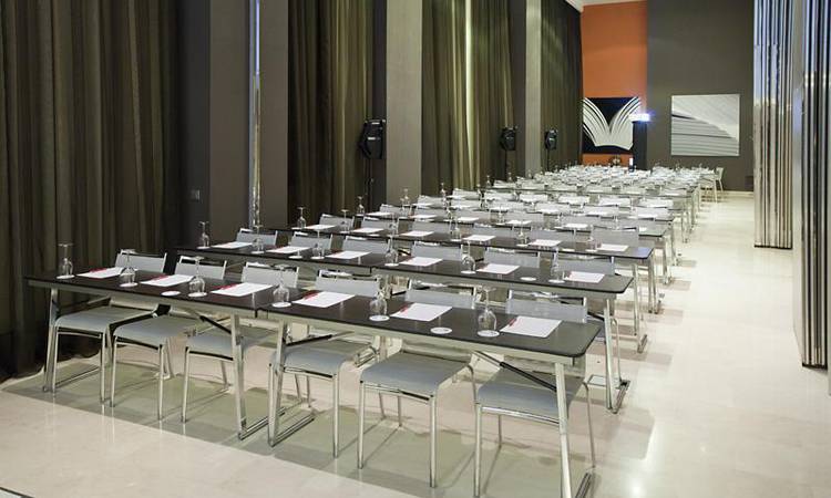Salón Presentaciones Hotel ILUNION Aqua 3 Valencia Salón Presentaciones Hotel ILUNION Aqua 3 Valencia