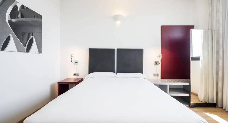 Habitación doble Hotel ILUNION Aqua 3 Valencia