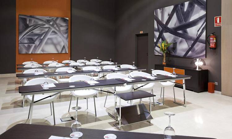 Salón Privado Hotel ILUNION Aqua 3 Valencia Salón Privado Hotel ILUNION Aqua 3 Valencia