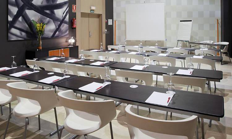 Salón Convenciones Hotel ILUNION Aqua 3 Valencia Salón Convenciones Hotel ILUNION Aqua 3 Valencia